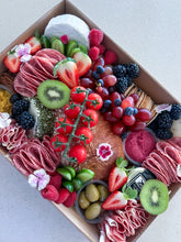 Load image into Gallery viewer, The Lunch Box