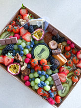 Load image into Gallery viewer, Medium Platter Box