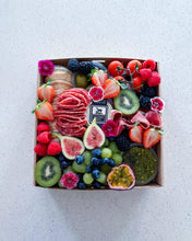 Load image into Gallery viewer, Small Platter Box