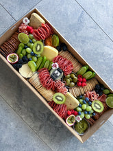 Load image into Gallery viewer, Large Platter Box
