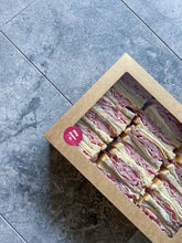 Load image into Gallery viewer, Sandwich Box
